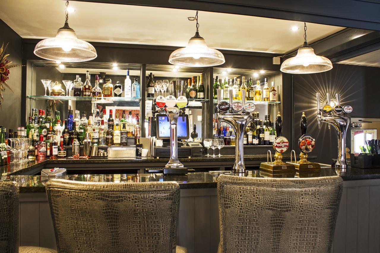 The Boars Head Hotel Sudbury  Екстер'єр фото